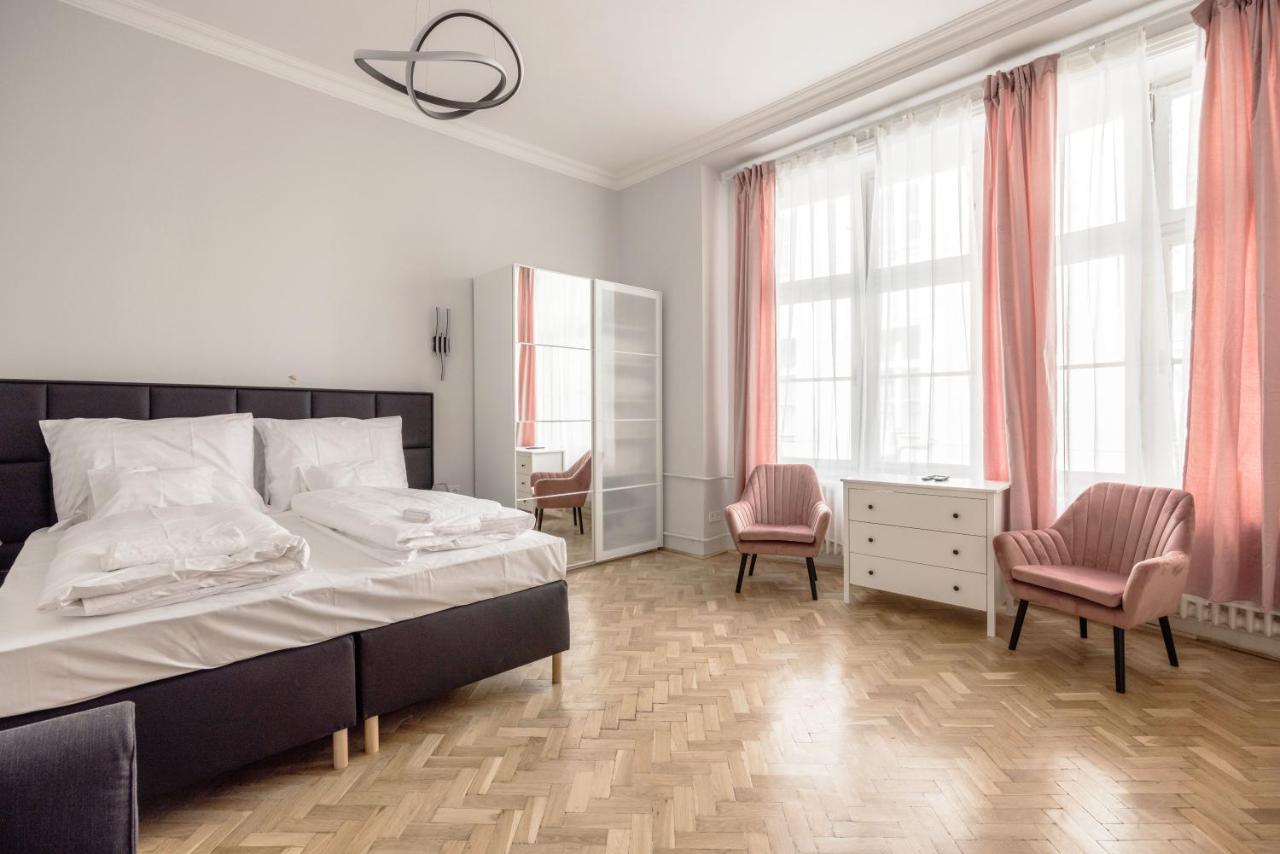 Prime Star Fashion Street Modern Luxury Apartments Budapest Bagian luar foto
