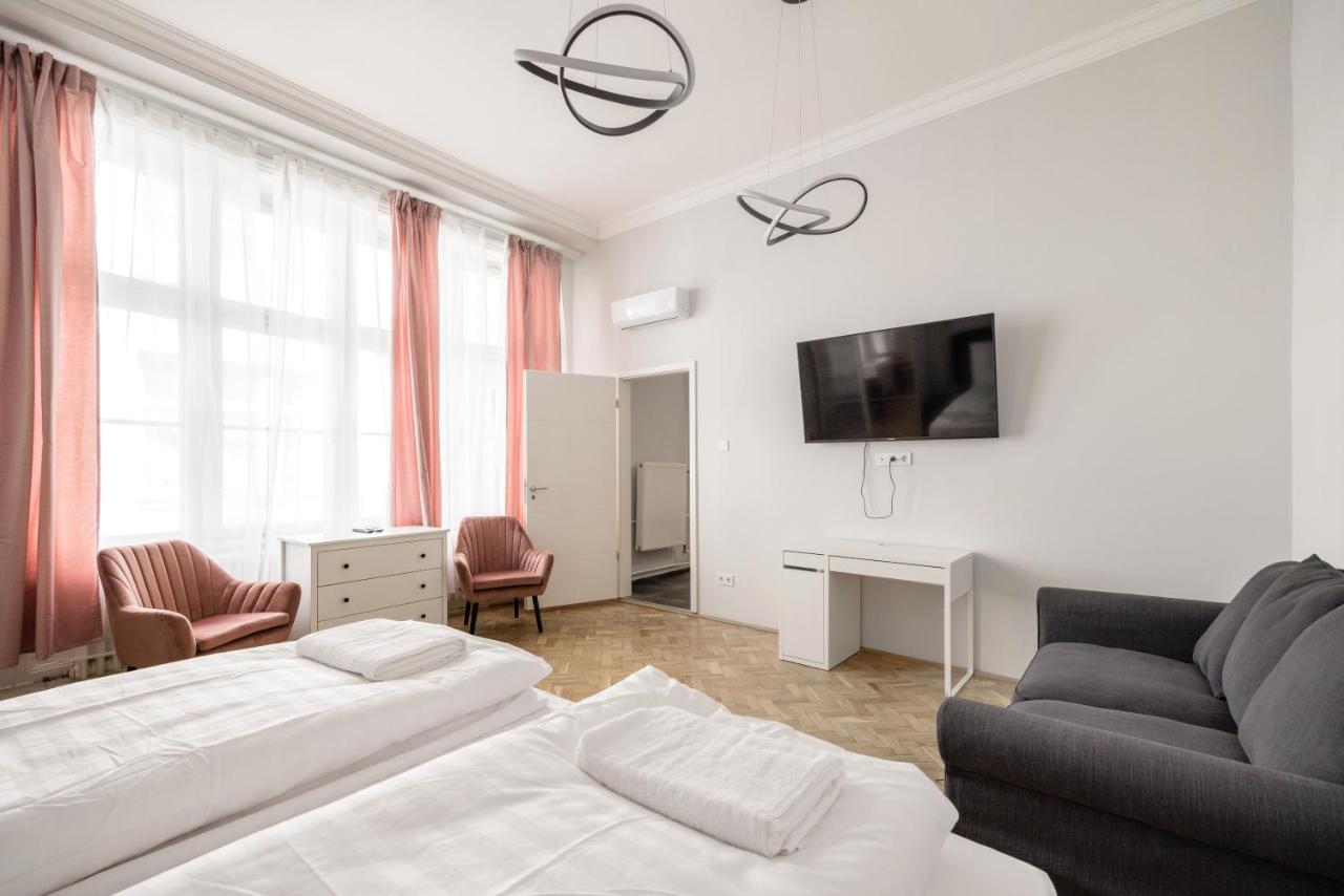 Prime Star Fashion Street Modern Luxury Apartments Budapest Bagian luar foto