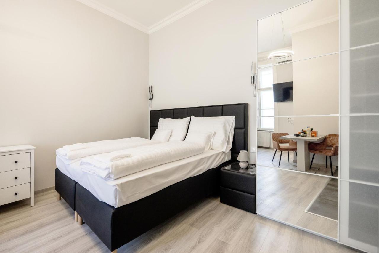 Prime Star Fashion Street Modern Luxury Apartments Budapest Bagian luar foto