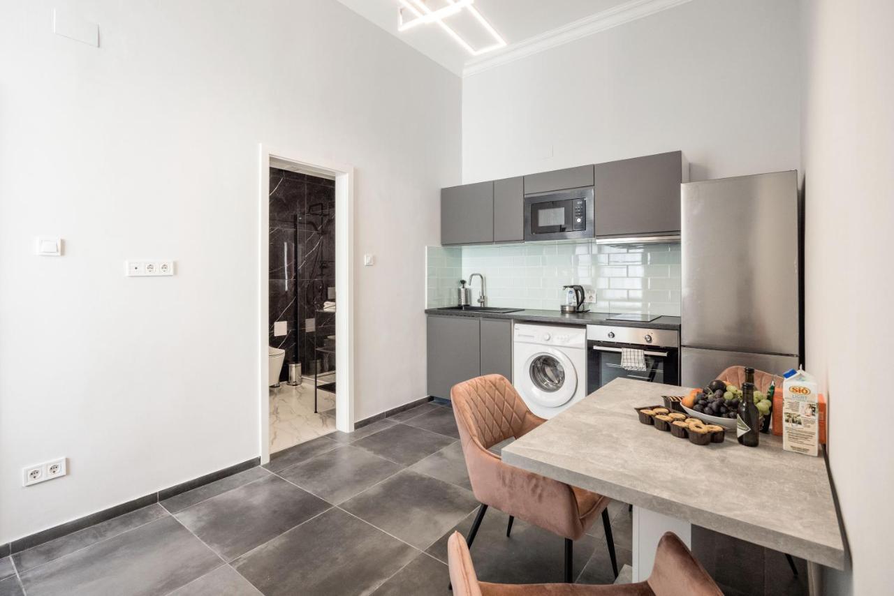 Prime Star Fashion Street Modern Luxury Apartments Budapest Bagian luar foto